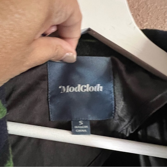 ModCloth City Savvy Leopard Print Knee High Coat Size Small - Picture 4 of 11